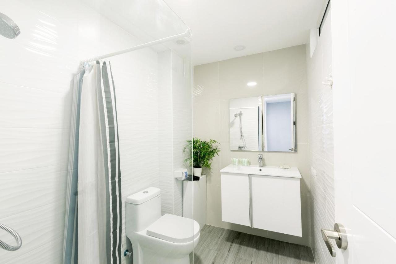 Ducassi Suites Rooftop Pool - Beach Club And Spa 蓬塔卡纳 外观 照片